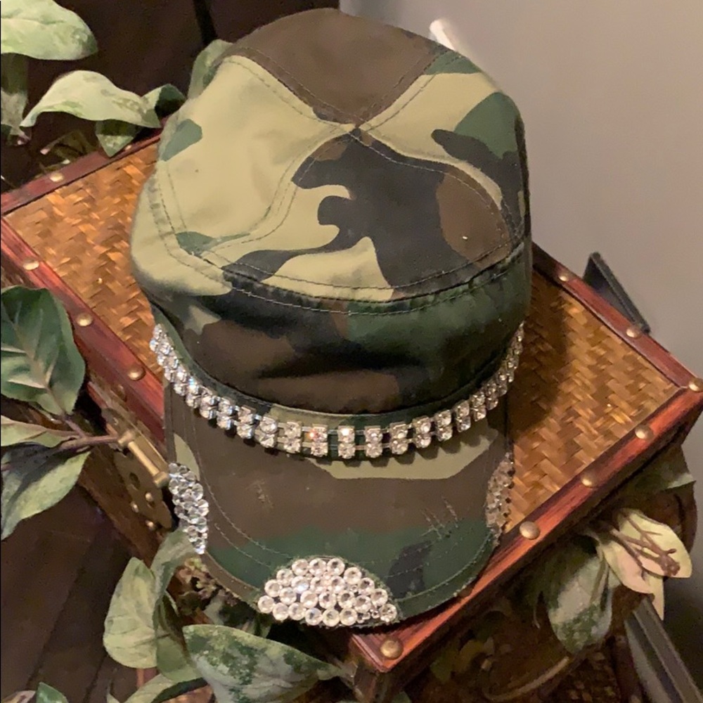 Camo studded Hat
